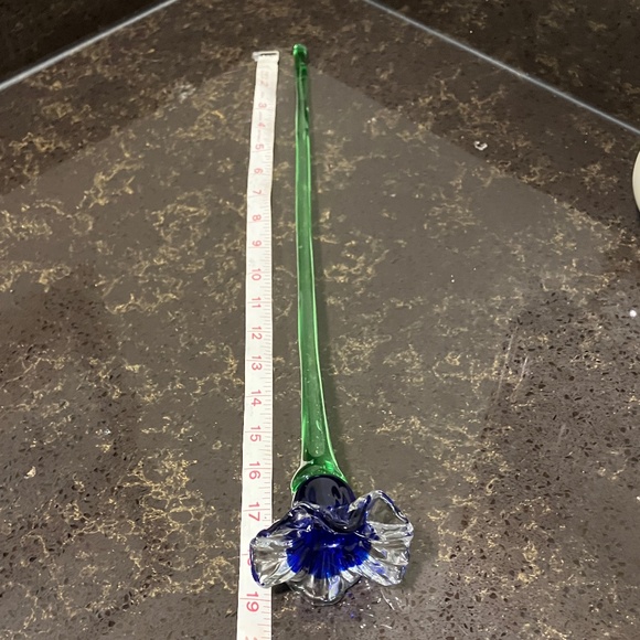 Glass Flower - Picture 10 of 11